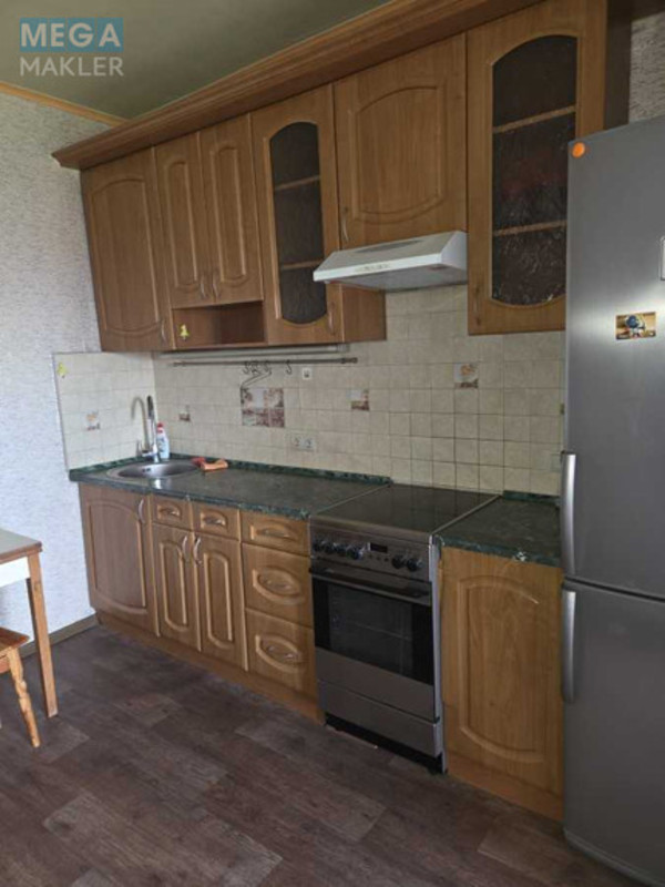 Оренда 1 кімнатної квартири, <a class="location-link" href="/kiev/" title="Недвижимость Київ">Київ</a>, <a class="location-link" href="/kiev/svyatoshinskij/" title="Недвижимость Святошинський район">Святошинський р-н</a>, Василия Верховинца ул., 10 (изображение 3)