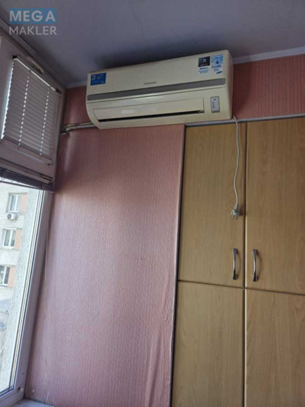 Оренда 1 кімнатної квартири, <a class="location-link" href="/kiev/" title="Недвижимость Київ">Київ</a>, <a class="location-link" href="/kiev/svyatoshinskij/" title="Недвижимость Святошинський район">Святошинський р-н</a>, Василия Верховинца ул., 10 (изображение 6)
