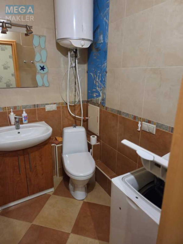 Оренда 1 кімнатної квартири, <a class="location-link" href="/kiev/" title="Недвижимость Київ">Київ</a>, <a class="location-link" href="/kiev/svyatoshinskij/" title="Недвижимость Святошинський район">Святошинський р-н</a>, Василия Верховинца ул., 10 (изображение 13)