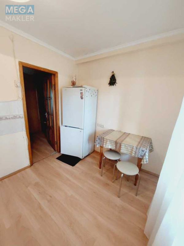 Оренда 2 кімнатної квартири, <a class="location-link" href="/kiev/" title="Недвижимость Київ">Київ</a>, <a class="location-link" href="/kiev/podolskij/" title="Недвижимость Подільський район">Подільський р-н</a>, Ивана Выговского ул., 24В (изображение 7)