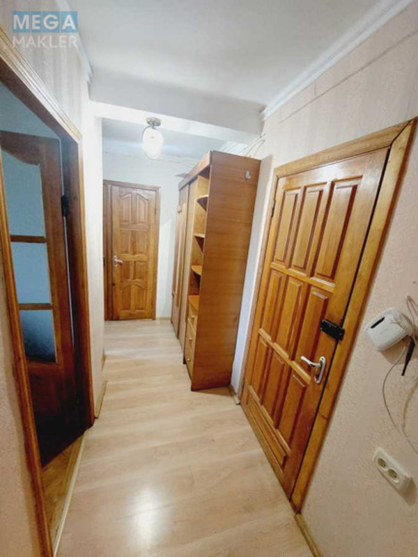 Оренда 2 кімнатної квартири, <a class="location-link" href="/kiev/" title="Недвижимость Київ">Київ</a>, <a class="location-link" href="/kiev/podolskij/" title="Недвижимость Подільський район">Подільський р-н</a>, Ивана Выговского ул., 24В (изображение 11)