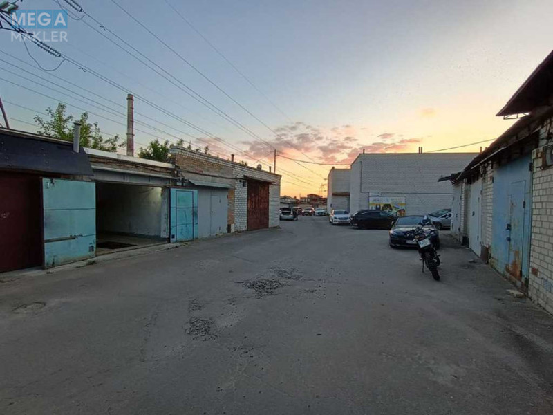 Продаж комерційної нерухомості, 41&nbsp;кв.м, <a class="location-link" href="/kiev/" title="Недвижимость Київ">Київ</a>, <a class="location-link" href="/kiev/desnyanskij/" title="Недвижимость Деснянський район">Деснянський р-н</a>, Крайня вул., 13 (изображение 15)