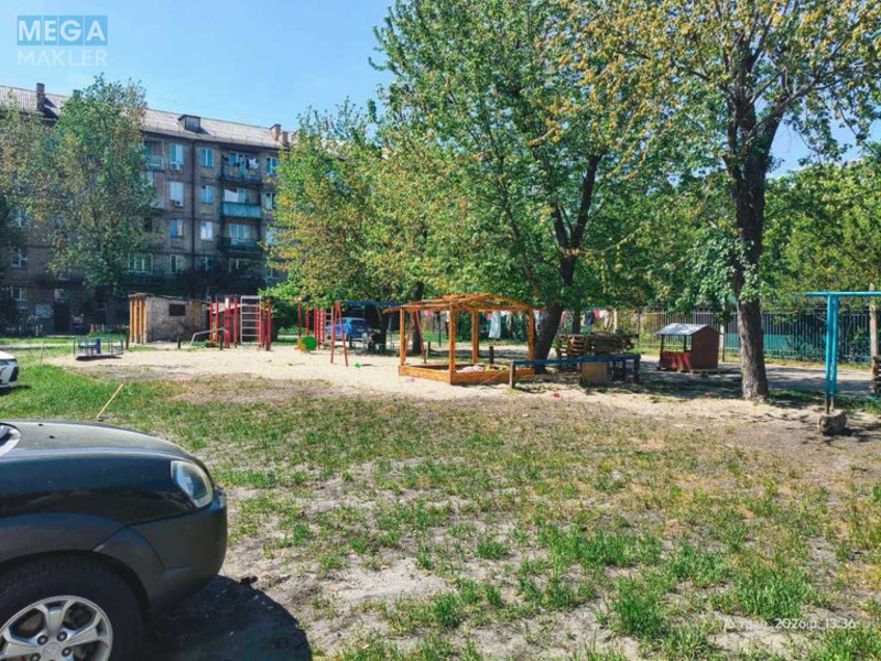 Продаж 1 кімнатної квартири (31/17/6), 3 пов. 5 пов. будинку, <a class="location-link" href="/kiev/" title="Недвижимость Київ">Київ</a>, <a class="location-link" href="/kiev/dneprovskij/" title="Недвижимость Дніпровський район">Дніпровський р-н</a>, Соборності просп., 20 (изображение 23)