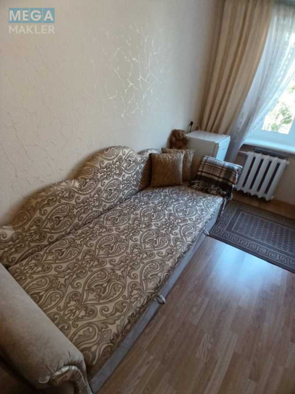 Оренда кімнати (підселення), <a class="location-link" href="/kiev/" title="Недвижимость Київ">Київ</a>, <a class="location-link" href="/kiev/dneprovskij/" title="Недвижимость Дніпровський район">Дніпровський р-н</a>, Андрія Малишка вул., 31 (изображение 2)