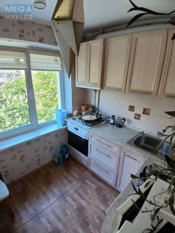 Оренда кімнати (підселення), <a class="location-link" href="/kiev/" title="Недвижимость Київ">Київ</a>, <a class="location-link" href="/kiev/dneprovskij/" title="Недвижимость Дніпровський район">Дніпровський р-н</a>, Андрія Малишка вул., 31 (изображение 9)