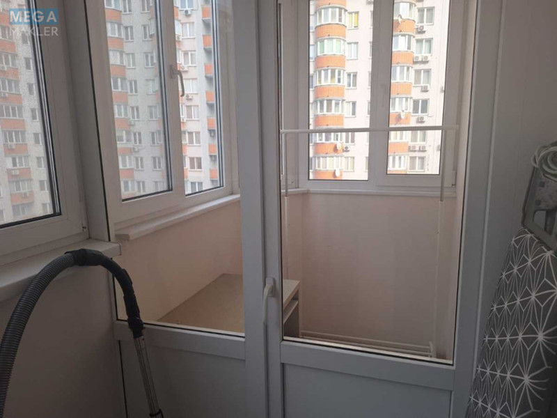 Оренда 3 кімнатної квартири, <a class="location-link" href="/kiev/" title="Недвижимость Київ">Київ</a>, <a class="location-link" href="/kiev/goloseevskij/" title="Недвижимость Голосіївський район">Голосіївський р-н</a>, Феодосийский пер., 14а (изображение 5)