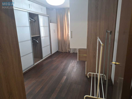 Оренда 3 кімнатної квартири, <a class="location-link" href="/kiev/" title="Недвижимость Київ">Київ</a>, <a class="location-link" href="/kiev/goloseevskij/" title="Недвижимость Голосіївський район">Голосіївський р-н</a>, Феодосийский пер., 14а (изображение 13)