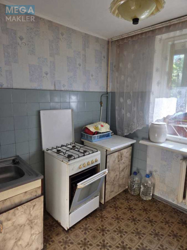 Оренда 1 кімнатної квартири, <a class="location-link" href="/kiev/" title="Недвижимость Київ">Київ</a>, <a class="location-link" href="/kiev/svyatoshinskij/" title="Недвижимость Святошинський район">Святошинський р-н</a>, Михайла Котельникова вул., 87 (изображение 2)
