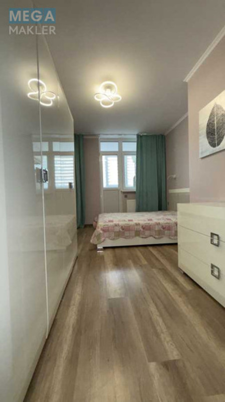 Оренда 3 кімнатної квартири, <a class="location-link" href="/kiev/" title="Недвижимость Київ">Київ</a>, <a class="location-link" href="/kiev/dneprovskij/" title="Недвижимость Дніпровський район">Дніпровський р-н</a>, Воскресенська вул., 16А (изображение 16)