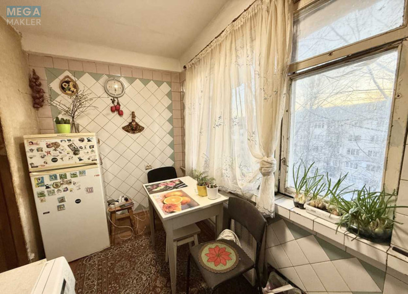 Продаж 2 кімнатної квартири (47/30/7), 5 пов. 5 пов. будинку, <a class="location-link" href="/kiev/" title="Недвижимость Київ">Київ</a>, <a class="location-link" href="/kiev/dneprovskij/" title="Недвижимость Дніпровський район">Дніпровський р-н</a>, Запорожця вул., 9А (изображение 18)