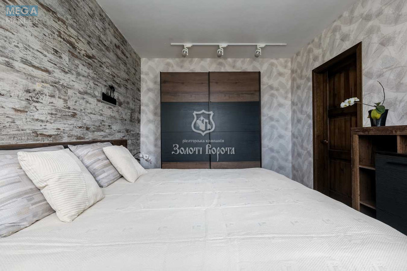 Продаж дома, 2&nbsp;поверху, 60&nbsp;кв.м, 2&nbsp;кімнати, ділянка 1,40&nbsp;сотка, <a class="location-link" href="/brovary/" title="Недвижимость Бровари">Бровари</a>, Київська вул., 242/2 (изображение 7)