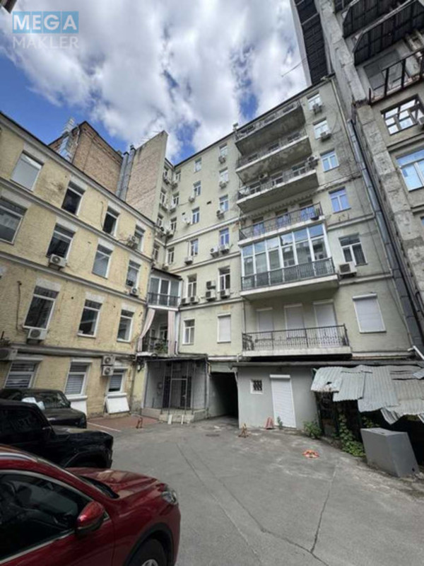 Продаж 7 кімнатної квартири (309/117/10), 5 пов. 7 пов. будинку, <a class="location-link" href="/kiev/" title="Недвижимость Київ">Київ</a>, <a class="location-link" href="/kiev/pecherskij/" title="Недвижимость Печерський район">Печерський р-н</a>, Музейний пров., 2 (изображение 3)