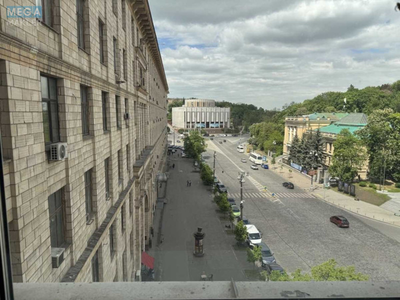 Продаж 7 кімнатної квартири (309/117/10), 5 пов. 7 пов. будинку, <a class="location-link" href="/kiev/" title="Недвижимость Київ">Київ</a>, <a class="location-link" href="/kiev/pecherskij/" title="Недвижимость Печерський район">Печерський р-н</a>, Музейний пров., 2 (изображение 4)