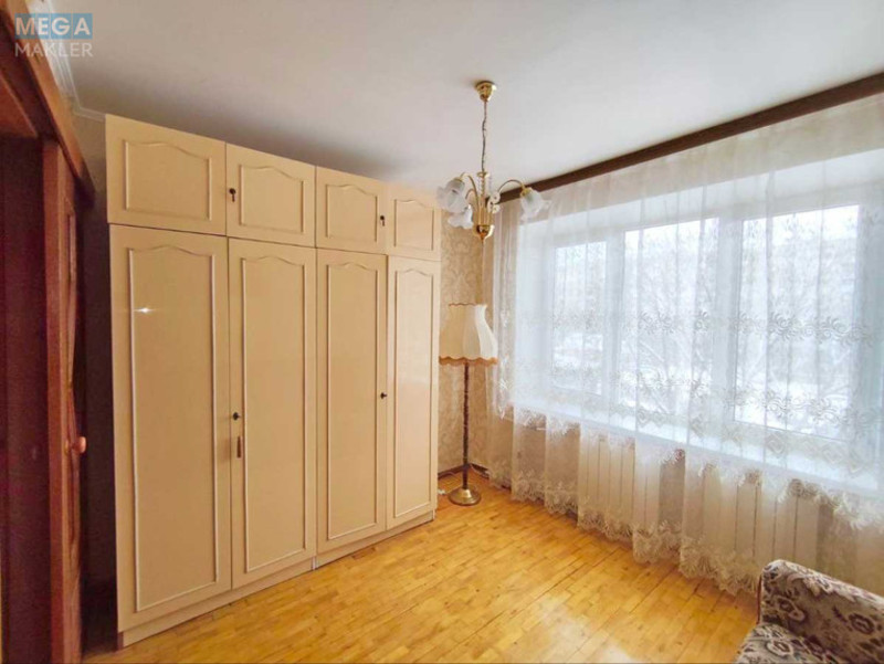 Продаж 3 кімнатної квартири (70/40/10), 4 пов. 9 пов. будинку, <a class="location-link" href="/kiev/" title="Недвижимость Київ">Київ</a>, <a class="location-link" href="/kiev/solomenskij/" title="Недвижимость Солом'янський район">Солом'янський р-н</a>, Сімї Ідзиковських вул., 25 (изображение 8)