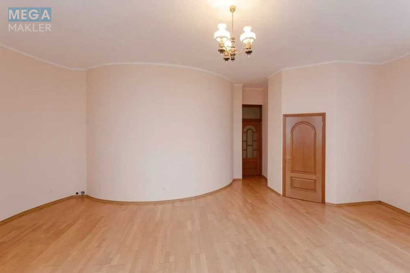 Продаж дома, 4&nbsp;поверху, 650&nbsp;кв.м, 12&nbsp;кімнат, ділянка 13&nbsp;соток, <a class="location-link" href="/kozin/" title="Недвижимость Козин">Козин</a>, Соловяненка, 263а (изображение 8)