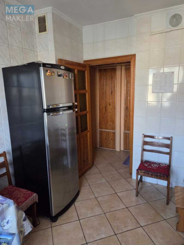 Оренда 2 кімнатної квартири, <a class="location-link" href="/kiev/" title="Недвижимость Київ">Київ</a>, <a class="location-link" href="/kiev/svyatoshinskij/" title="Недвижимость Святошинський район">Святошинський р-н</a>, Михайла Котельникова вул., 25 (изображение 4)