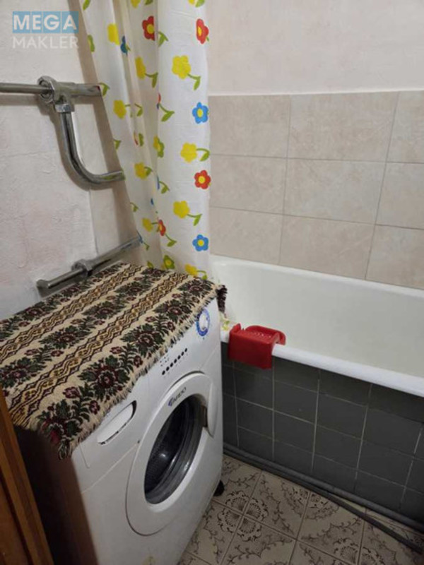 Оренда 2 кімнатної квартири, <a class="location-link" href="/kiev/" title="Недвижимость Київ">Київ</a>, <a class="location-link" href="/kiev/svyatoshinskij/" title="Недвижимость Святошинський район">Святошинський р-н</a>, Михайла Котельникова вул., 25 (изображение 12)
