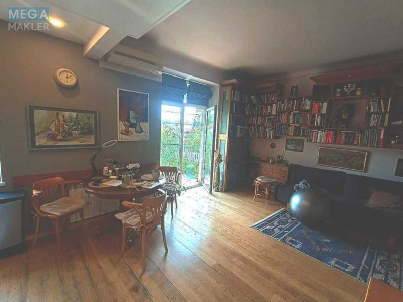 Продаж 2 кімнатної квартири (77/?/15), 5 пов. 5 пов. будинку, <a class="location-link" href="/kiev/" title="Недвижимость Київ">Київ</a>, <a class="location-link" href="/kiev/pecherskij/" title="Недвижимость Печерський район">Печерський р-н</a>, Професора Підвисоцького вул., 10 (изображение 8)
