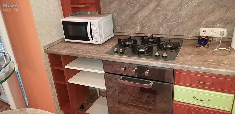 Оренда 3 кімнатної квартири, <a class="location-link" href="/kiev/" title="Недвижимость Київ">Київ</a>, <a class="location-link" href="/kiev/svyatoshinskij/" title="Недвижимость Святошинський район">Святошинський р-н</a>, Семашка вул., 15 (изображение 2)