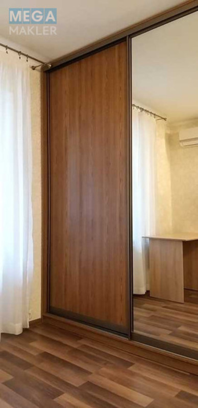 Оренда 3 кімнатної квартири, <a class="location-link" href="/kiev/" title="Недвижимость Київ">Київ</a>, <a class="location-link" href="/kiev/svyatoshinskij/" title="Недвижимость Святошинський район">Святошинський р-н</a>, Семашка вул., 15 (изображение 12)