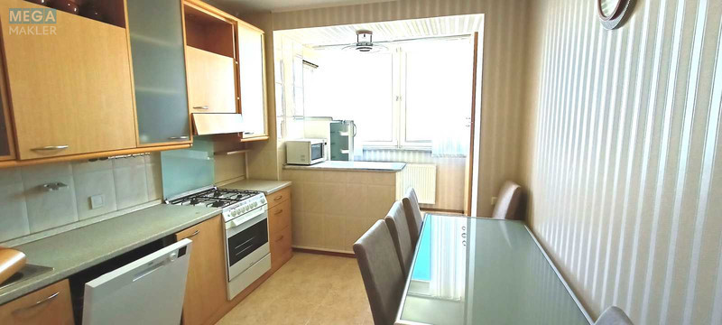 Продаж 3 кімнатної квартири (82/52/10), 16 пов. 16 пов. будинку, <a class="location-link" href="/kiev/" title="Недвижимость Київ">Київ</a>, <a class="location-link" href="/kiev/pecherskij/" title="Недвижимость Печерський район">Печерський р-н</a>, Генерала Алмазова вул., 6 (изображение 2)