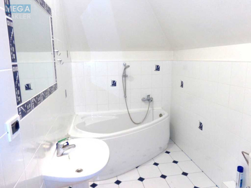 Продаж дома, 2&nbsp;поверху, 143&nbsp;кв.м, 4&nbsp;кімнати, ділянка 12&nbsp;соток, <a class="location-link" href="/lipovij-skitok/" title="Недвижимость Липовий Скиток">Липовий Скиток</a>, Озерна, 12 (изображение 25)