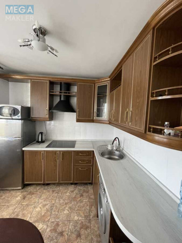 Оренда 2 кімнатної квартири, <a class="location-link" href="/kiev/" title="Недвижимость Київ">Київ</a>, <a class="location-link" href="/kiev/svyatoshinskij/" title="Недвижимость Святошинський район">Святошинський р-н</a>, Симиренко ул., 12Б (изображение 5)