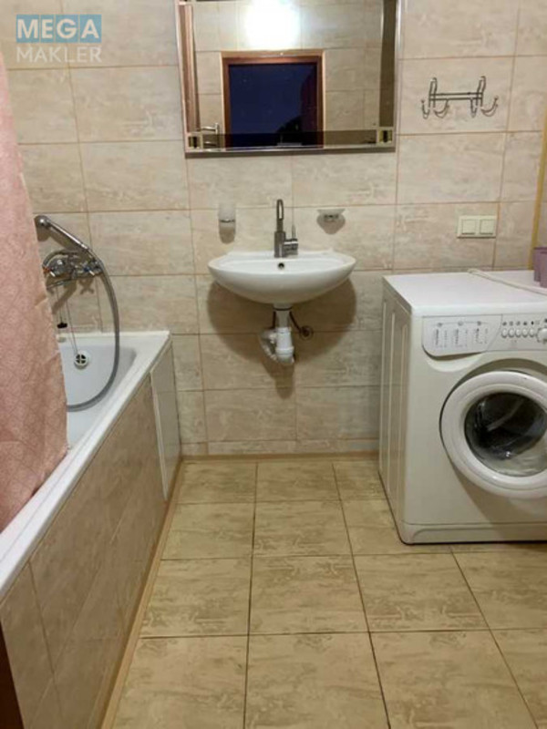Оренда 2 кімнатної квартири, <a class="location-link" href="/kiev/" title="Недвижимость Київ">Київ</a>, <a class="location-link" href="/kiev/darnickij/" title="Недвижимость Дарницький район">Дарницький р-н</a>, Здолбуновская ул., 13 (изображение 19)