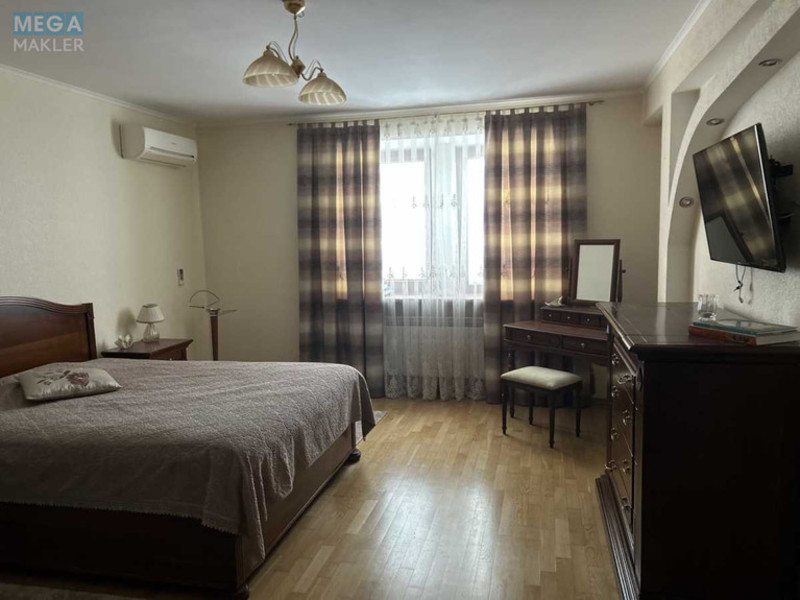 Продаж 5 кімнатної квартири (256/180/?), 7 пов. 16 пов. будинку, <a class="location-link" href="/kiev/" title="Недвижимость Київ">Київ</a>, <a class="location-link" href="/kiev/obolonskij/" title="Недвижимость Оболонський район">Оболонський р-н</a>, Маршала Тимошенка вул., 29 (изображение 9)