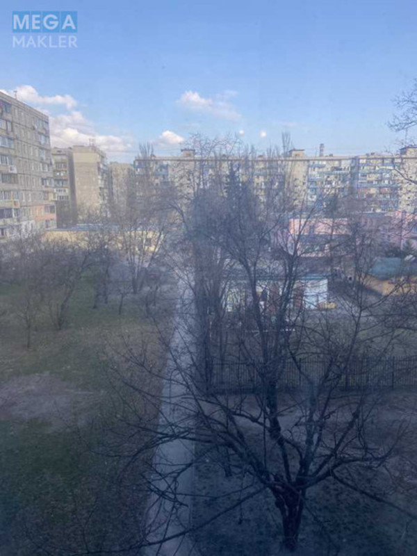 Продаж 3 кімнатної квартири (75/47/7), 4 пов. 9 пов. будинку, <a class="location-link" href="/kiev/" title="Недвижимость Київ">Київ</a>, <a class="location-link" href="/kiev/obolonskij/" title="Недвижимость Оболонський район">Оболонський р-н</a>, Литовский просп., 10а (изображение 7)