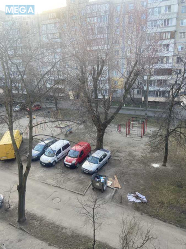 Продаж 3 кімнатної квартири (75/47/7), 4 пов. 9 пов. будинку, <a class="location-link" href="/kiev/" title="Недвижимость Київ">Київ</a>, <a class="location-link" href="/kiev/obolonskij/" title="Недвижимость Оболонський район">Оболонський р-н</a>, Литовский просп., 10а (изображение 10)