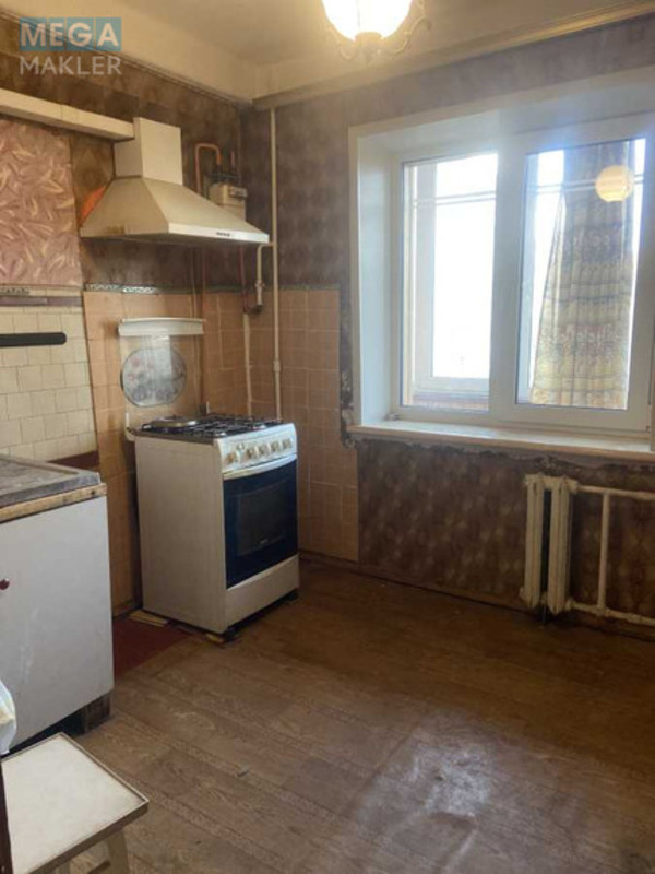 Продаж 3 кімнатної квартири (75/47/7), 4 пов. 9 пов. будинку, <a class="location-link" href="/kiev/" title="Недвижимость Київ">Київ</a>, <a class="location-link" href="/kiev/obolonskij/" title="Недвижимость Оболонський район">Оболонський р-н</a>, Литовский просп., 10а (изображение 11)