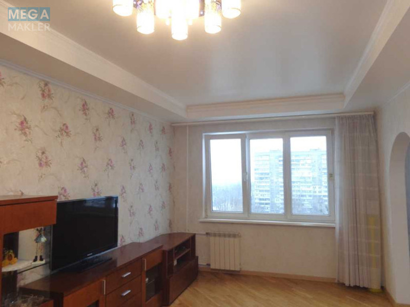 Продаж 3 кімнатної квартири (81/60/9), 12 пов. 16 пов. будинку, <a class="location-link" href="/kiev/" title="Недвижимость Київ">Київ</a>, <a class="location-link" href="/kiev/goloseevskij/" title="Недвижимость Голосіївський район">Голосіївський р-н</a>, Лятошинського вул., 2 (изображение 2)
