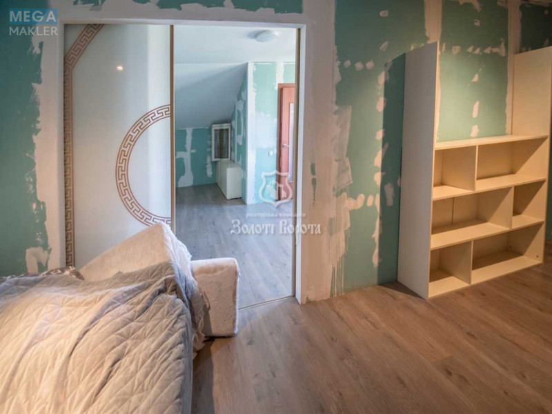 Продаж дома, 2&nbsp;поверху, 320&nbsp;кв.м, 8&nbsp;кімнат, ділянка 10&nbsp;соток, <a class="location-link" href="/glevaha/" title="Недвижимость Глеваха">Глеваха</a>, 11-Дачна, 43-45 (изображение 12)