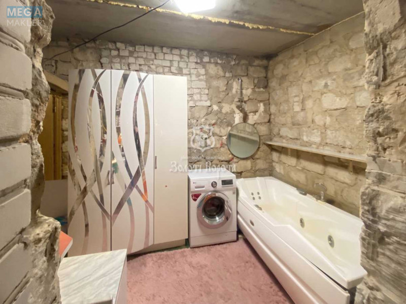 Продаж дома, 2&nbsp;поверху, 320&nbsp;кв.м, 8&nbsp;кімнат, ділянка 10&nbsp;соток, <a class="location-link" href="/glevaha/" title="Недвижимость Глеваха">Глеваха</a>, 11-Дачна, 43-45 (изображение 20)