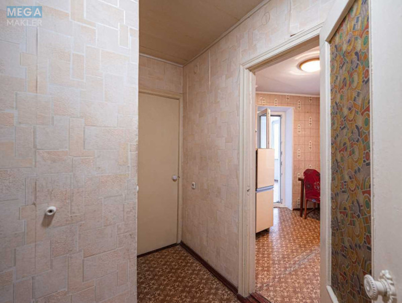 Продаж 3 кімнатної квартири (99,9/42,6/7,9), 12 пов. 12 пов. будинку, <a class="location-link" href="/kiev/" title="Недвижимость Київ">Київ</a>, <a class="location-link" href="/kiev/obolonskij/" title="Недвижимость Оболонський район">Оболонський р-н</a>, Маршала Тимошенка вул., 13а (изображение 9)