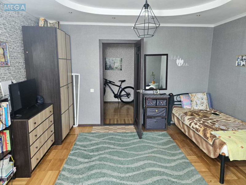 Продаж 3 кімнатної квартири (73/41/10), 4 пов. 9 пов. будинку, <a class="location-link" href="/boyarka/" title="Недвижимость Боярка">Боярка</a>, Гоголя, 52А (изображение 3)