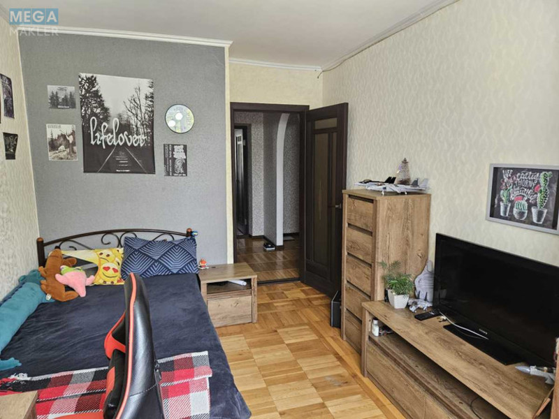 Продаж 3 кімнатної квартири (73/41/10), 4 пов. 9 пов. будинку, <a class="location-link" href="/boyarka/" title="Недвижимость Боярка">Боярка</a>, Гоголя, 52А (изображение 7)