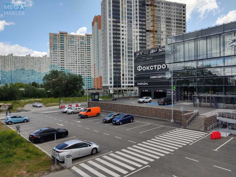 Оренда комерційної нерухомості, 295&nbsp;кв.м, под магазин, <a class="location-link" href="/novoselki-selo-kv-kievo-svyatoshinskij-rajon/" title="Недвижимость Новосілки">Новосілки</a>, Одеське шосе, 18 (изображение 2)