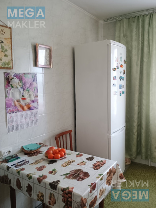 Продаж 3 кімнатної квартири (77/44/10), 4 пов. 5 пов. будинку, <a class="location-link" href="/gostomel/" title="Недвижимость Гостомель">Гостомель</a>, Свято-Покровська (изображение 9)
