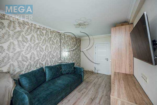 Продаж 3 кімнатної квартири (60/41/7), 8 пов. 9 пов. будинку, <a class="location-link" href="/kiev/" title="Недвижимость Київ">Київ</a>, <a class="location-link" href="/kiev/svyatoshinskij/" title="Недвижимость Святошинський район">Святошинський р-н</a>, Перемоги проспект, 148/1 (изображение 3)