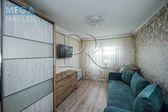 Продаж 3 кімнатної квартири (60/41/7), 8 пов. 9 пов. будинку, <a class="location-link" href="/kiev/" title="Недвижимость Київ">Київ</a>, <a class="location-link" href="/kiev/svyatoshinskij/" title="Недвижимость Святошинський район">Святошинський р-н</a>, Перемоги проспект, 148/1 (изображение 4)