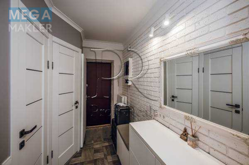 Продаж 3 кімнатної квартири (60/41/7), 8 пов. 9 пов. будинку, <a class="location-link" href="/kiev/" title="Недвижимость Київ">Київ</a>, <a class="location-link" href="/kiev/svyatoshinskij/" title="Недвижимость Святошинський район">Святошинський р-н</a>, Перемоги проспект, 148/1 (изображение 15)