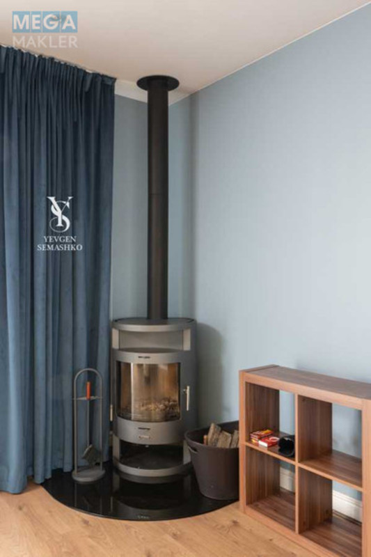 Продаж дома, 3&nbsp;поверху, 218&nbsp;кв.м, 5&nbsp;кімнат, ділянка 1&nbsp;сотка, <a class="location-link" href="/lesniki-selo/" title="Недвижимость Лісники">Лісники</a>, Погребного (изображение 5)