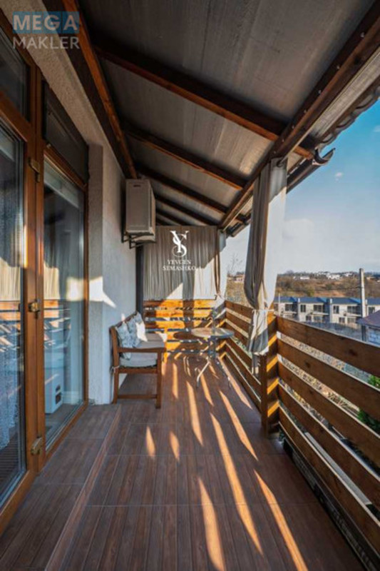Продаж дома, 3&nbsp;поверху, 218&nbsp;кв.м, 5&nbsp;кімнат, ділянка 1&nbsp;сотка, <a class="location-link" href="/lesniki-selo/" title="Недвижимость Лісники">Лісники</a>, Погребного (изображение 6)