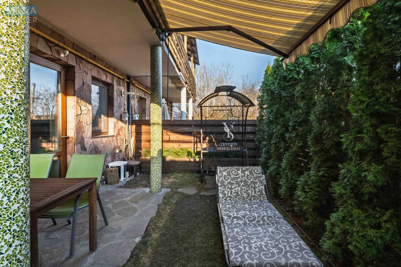 Продаж дома, 3&nbsp;поверху, 218&nbsp;кв.м, 5&nbsp;кімнат, ділянка 1&nbsp;сотка, <a class="location-link" href="/lesniki-selo/" title="Недвижимость Лісники">Лісники</a>, Погребного (изображение 15)