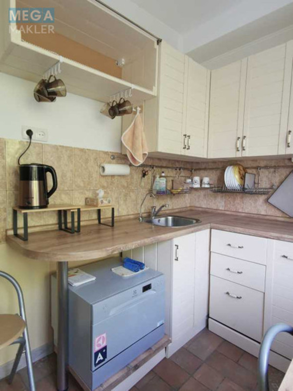 Оренда 2 кімнатної квартири, <a class="location-link" href="/kiev/" title="Недвижимость Київ">Київ</a>, <a class="location-link" href="/kiev/pecherskij/" title="Недвижимость Печерський район">Печерський р-н</a>, Дружби Народів бульв., 28А (изображение 6)