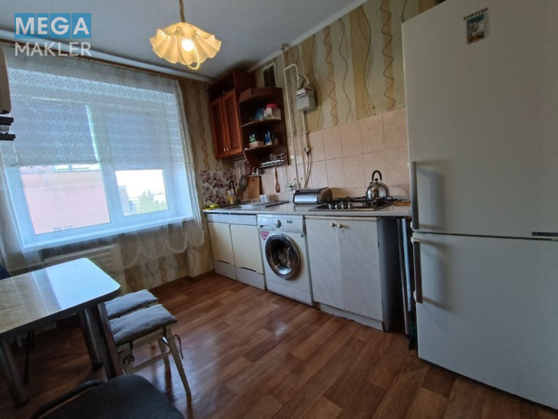 Оренда 3 кімнатної квартири, стандарт, <a class="location-link" href="/nikolaev/" title="Недвижимость Миколаїв">Миколаїв</a>, <a class="location-link" href="/nikolaev/leninskij/" title="Недвижимость Ленінський район">Ленінський р-н</a>, вул. Космонавтов 142 (изображение 7)