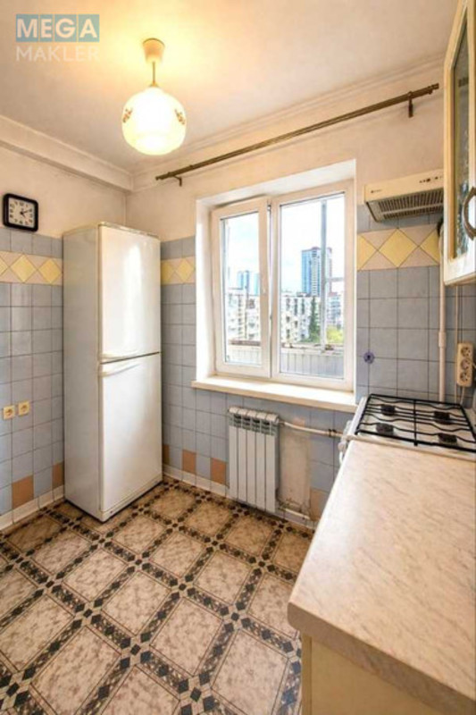 Продаж 2 кімнатної квартири (45/25/6), 9 пов. 9 пов. будинку, <a class="location-link" href="/kiev/" title="Недвижимость Київ">Київ</a>, <a class="location-link" href="/kiev/obolonskij/" title="Недвижимость Оболонський район">Оболонський р-н</a>, Маршала Малиновського вул., 11Б (изображение 10)