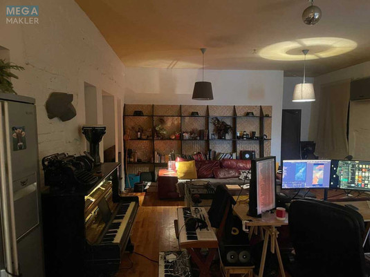 Продаж 2 кімнатної квартири (90/60/10), 4 пов. 4 пов. будинку, <a class="location-link" href="/kiev/" title="Недвижимость Київ">Київ</a>, <a class="location-link" href="/kiev/podolskij/" title="Недвижимость Подільський район">Подільський р-н</a>, Ярославская ул., 10 (изображение 14)